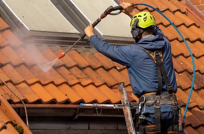 Démoussage et hydrofuge de toiture à Rety